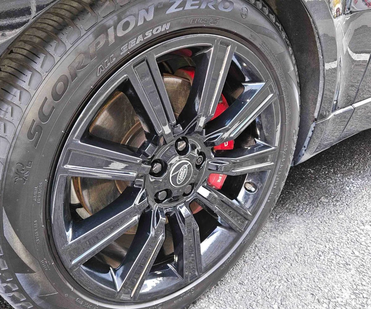 Detailed Front Wheel of a Range Rover Sport in NYC