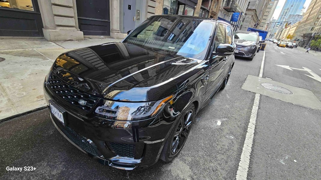 Front of Range Rover Sport after detailing