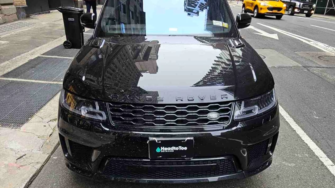 Range Rover Sport front view before detail