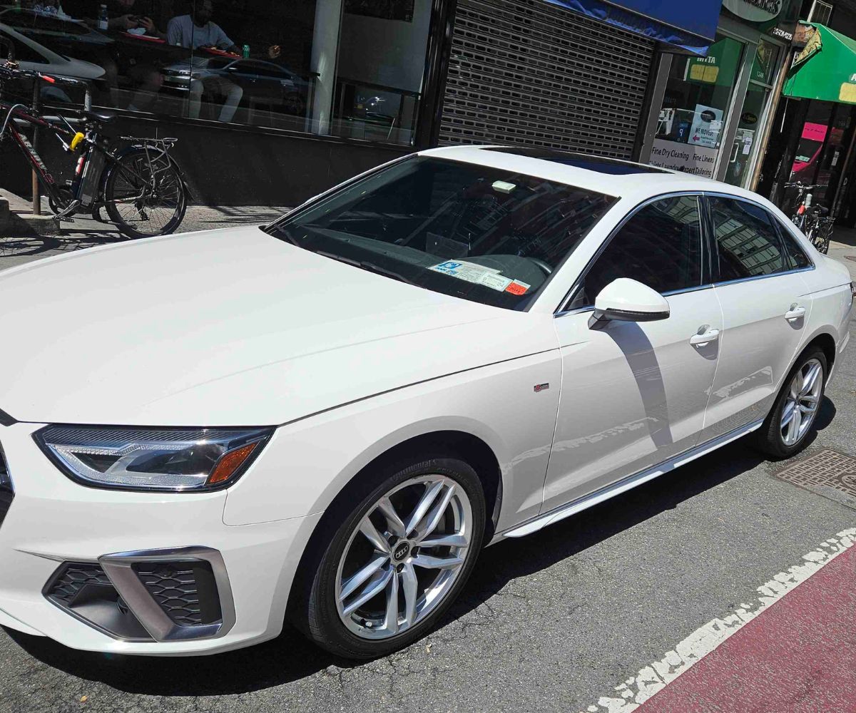 Audi A4 Left Side View After Detail